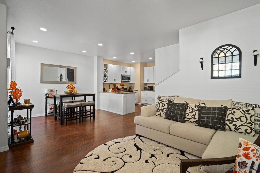 41880 Davenport Way C Property Photo 4