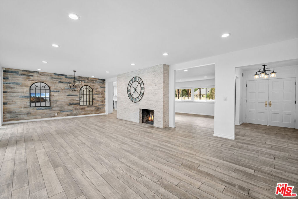 17059 Albers Street Property Photo 14