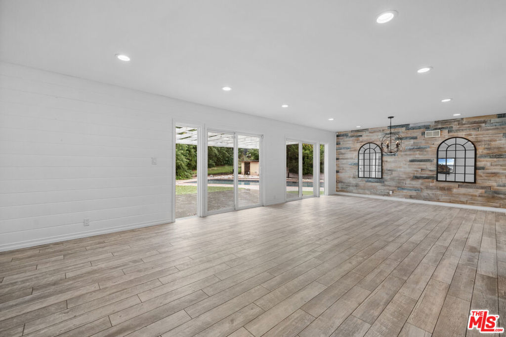 17059 Albers Street Property Photo 15