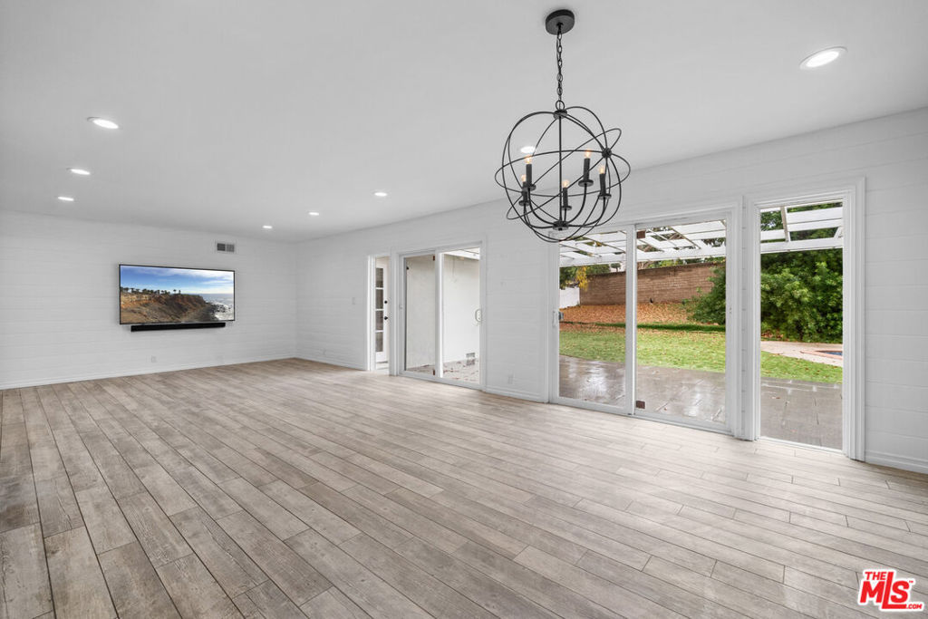 17059 Albers Street Property Photo 16