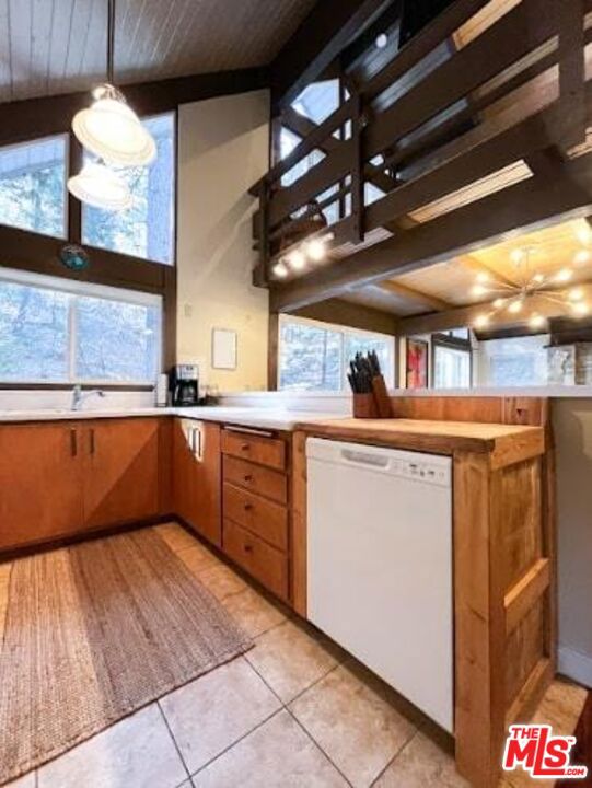 974 Willow Springs Road Property Photo 11