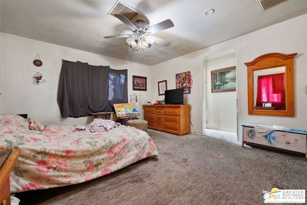 261 Saratoga Lane Property Photo 20