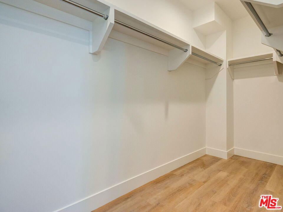 3630 Beethoven Street Property Photo 23