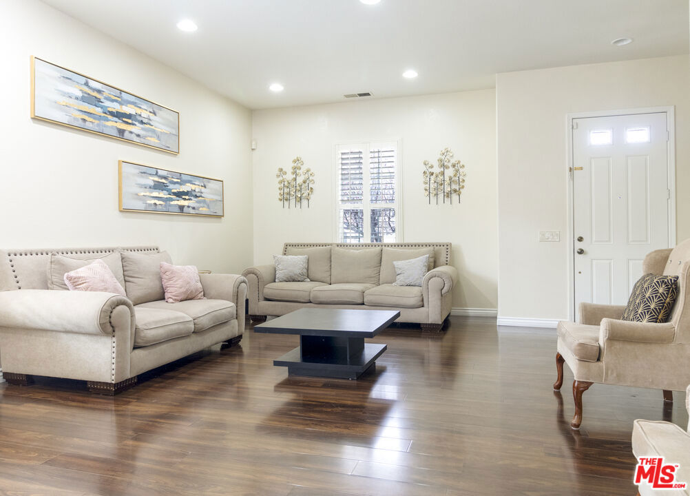 17778 Camino San Simeon Property Photo 4
