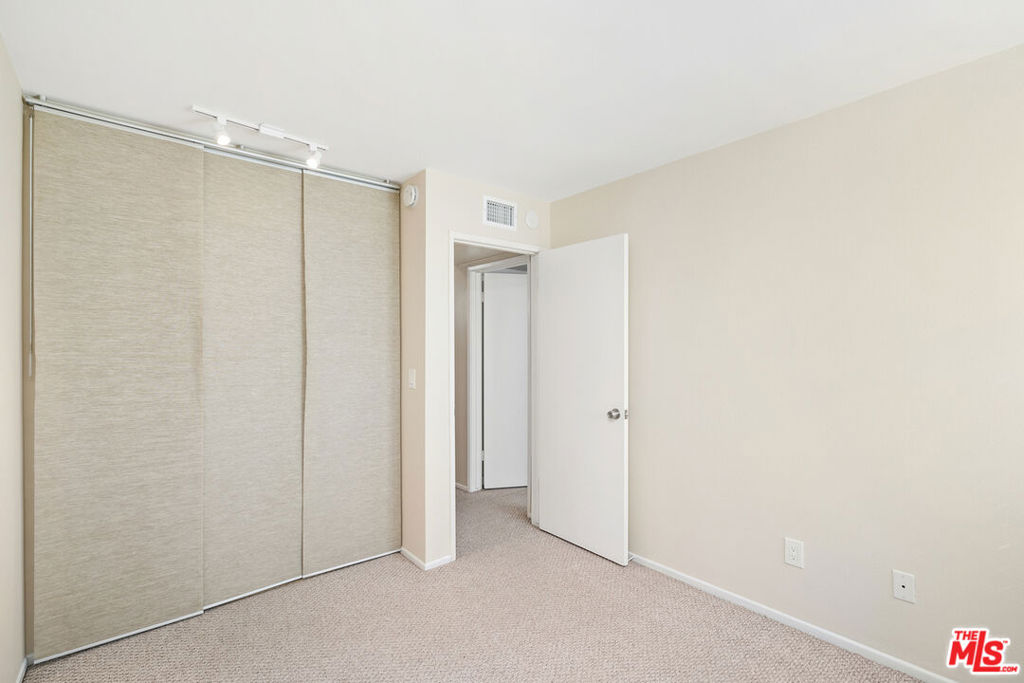 1328 9th Street 4 Property Photo 34