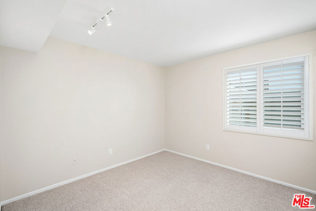 1328 9th Street 4 Property Photo 36
