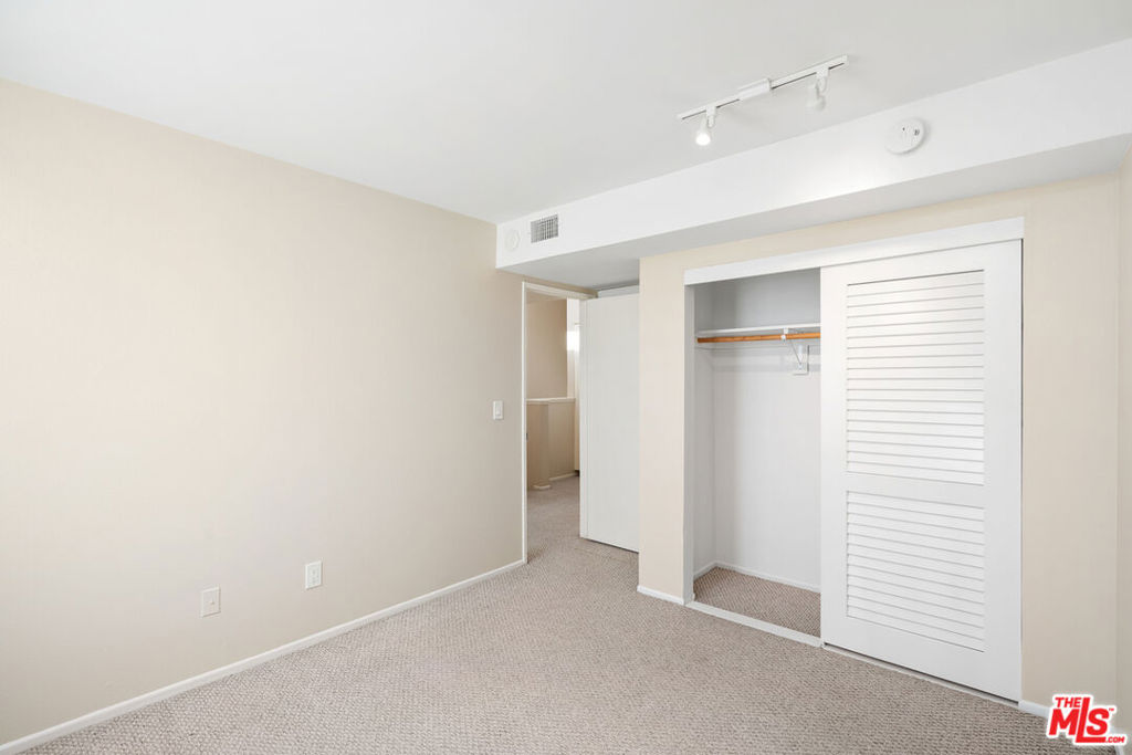 1328 9th Street 4 Property Photo 37