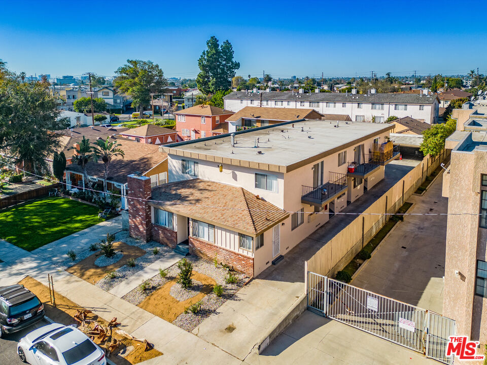 915 Enterprise Avenue Property Photo 6