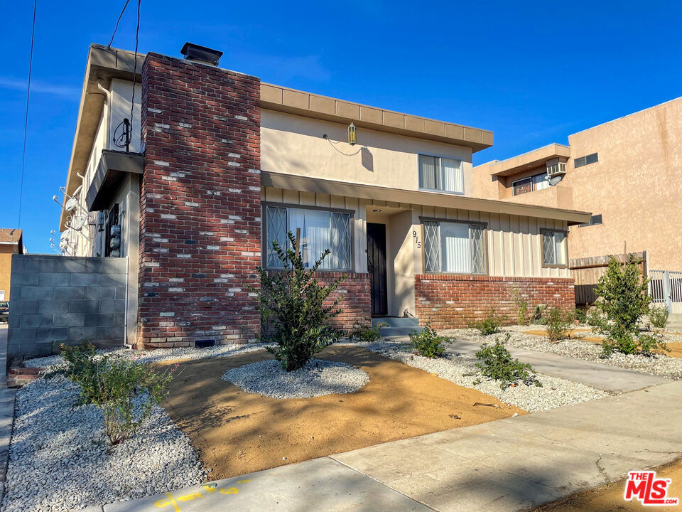 915 Enterprise Avenue Property Photo 7