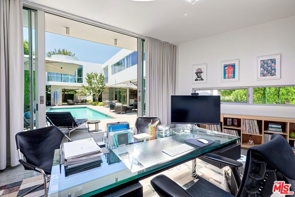 1342 Appleton Way Property Photo 43