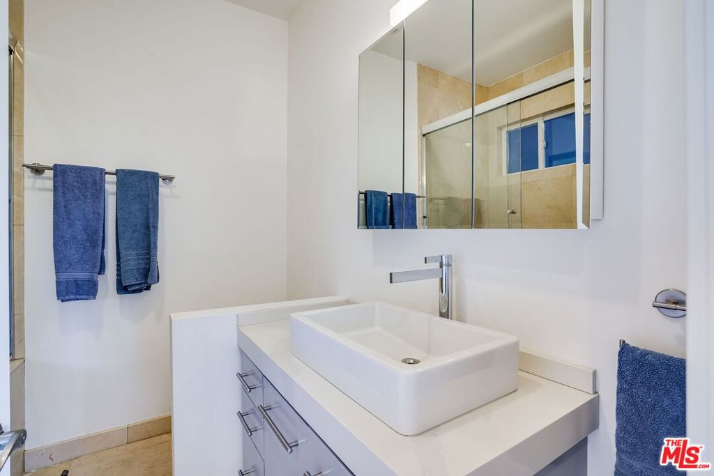 28927 W Beach Lane Property Photo 26