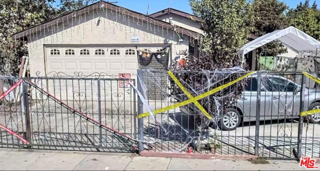 1123 E 67th Street Property Photo 1