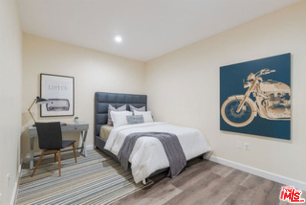 850 S Gramercy Place 305 Property Photo 13