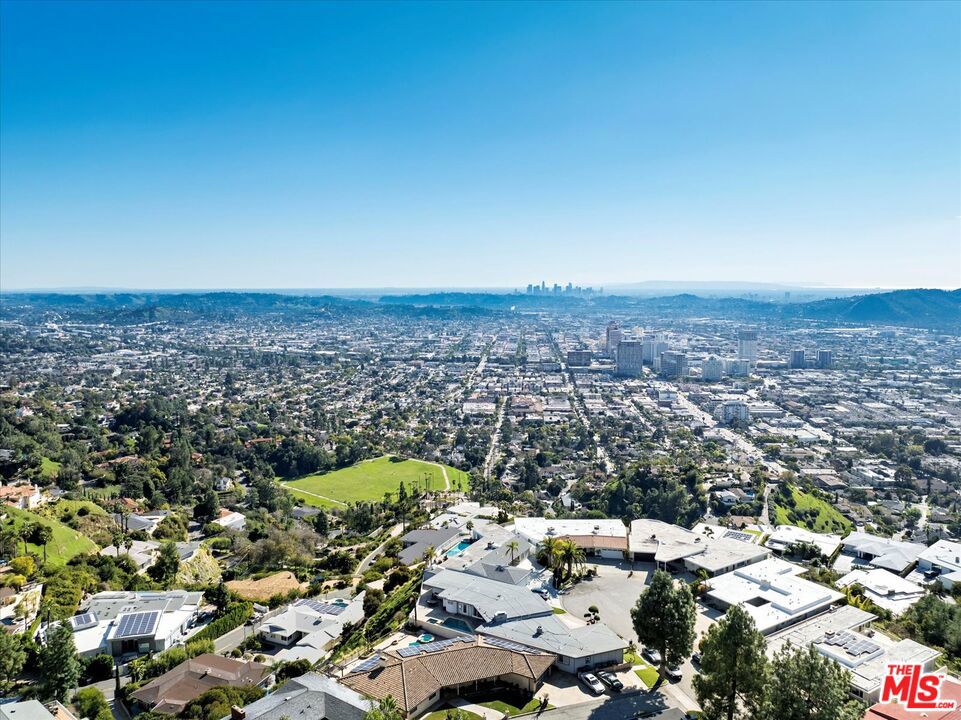 1975 Deermont Road Property Photo 41