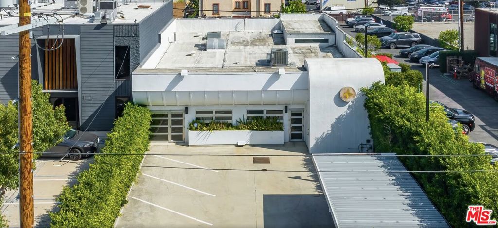 726 N Cahuenga Boulevard Property Photo 1