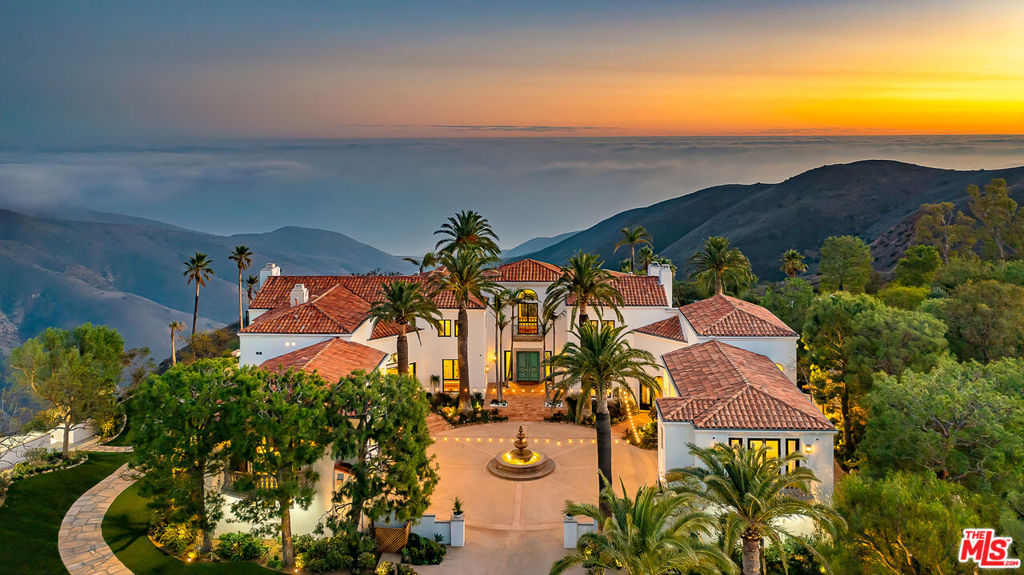 10502 Yellow Hill Road Property Photo 2