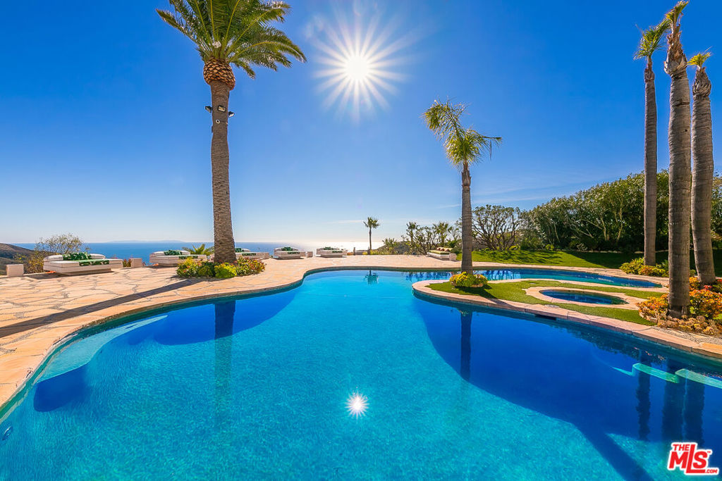 10502 Yellow Hill Road Property Photo 5