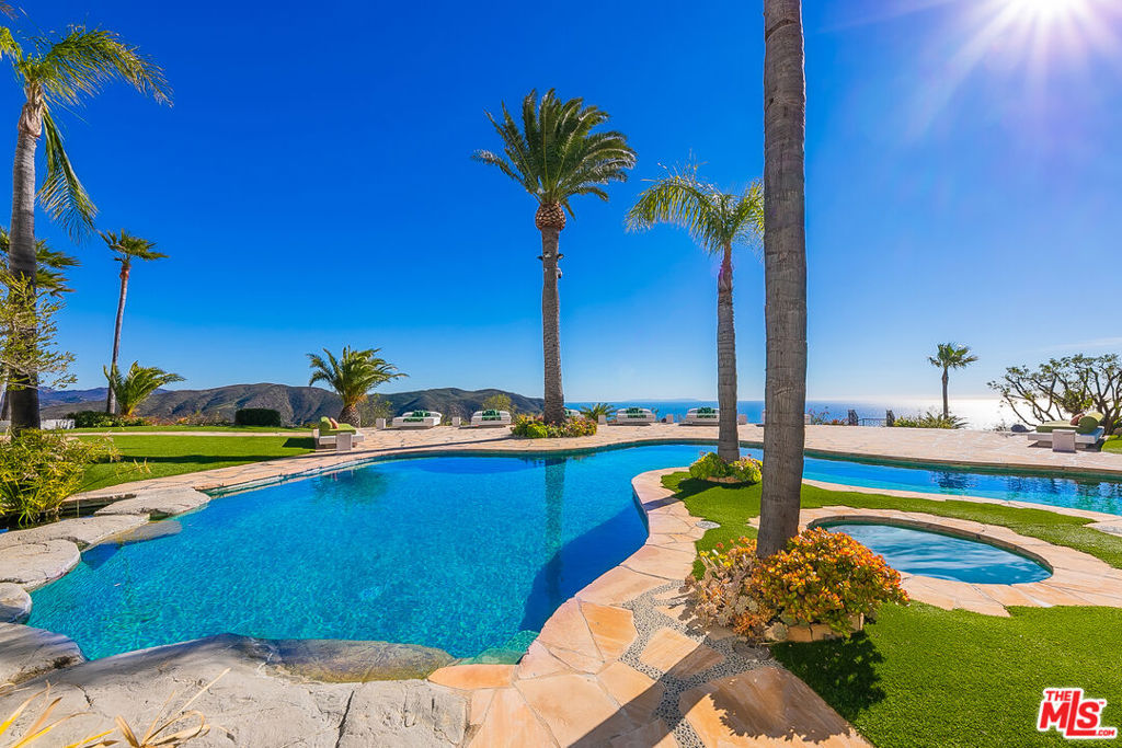 10502 Yellow Hill Road Property Photo 8