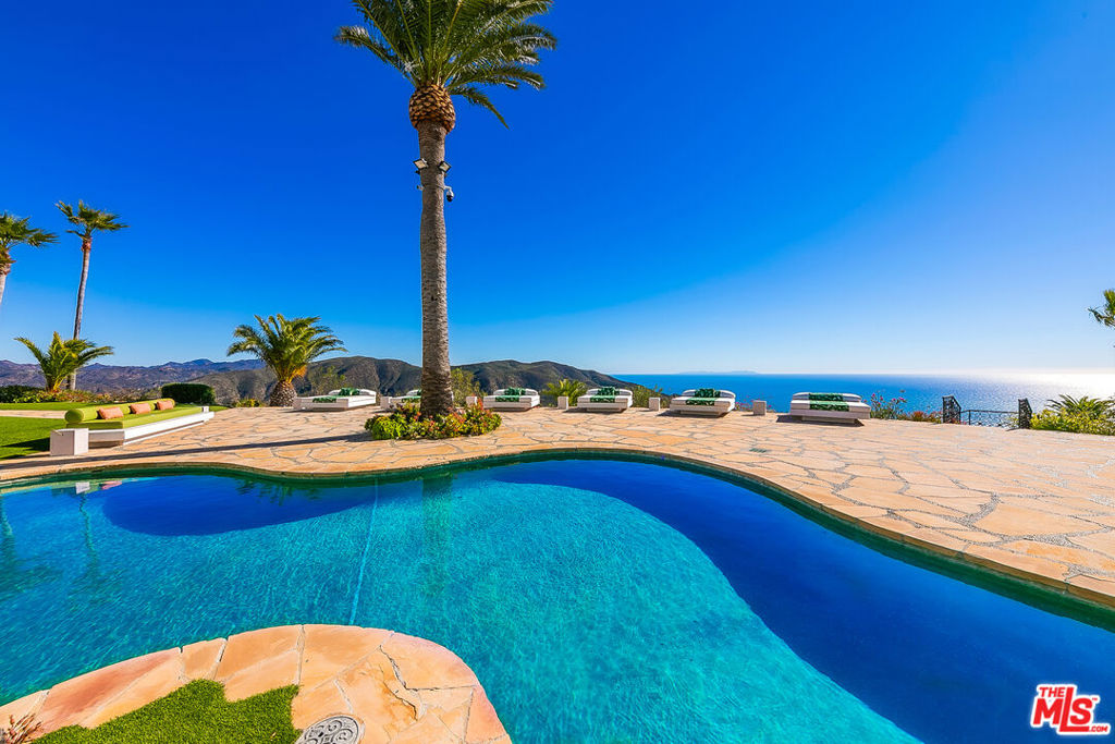 10502 Yellow Hill Road Property Photo 9