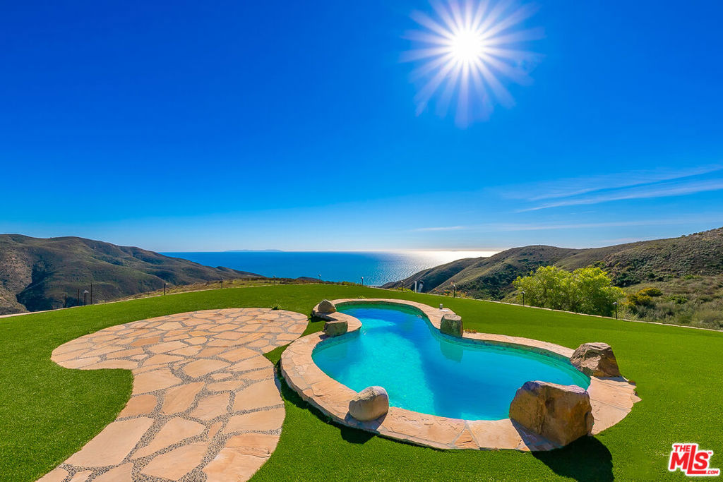 10502 Yellow Hill Road Property Photo 17