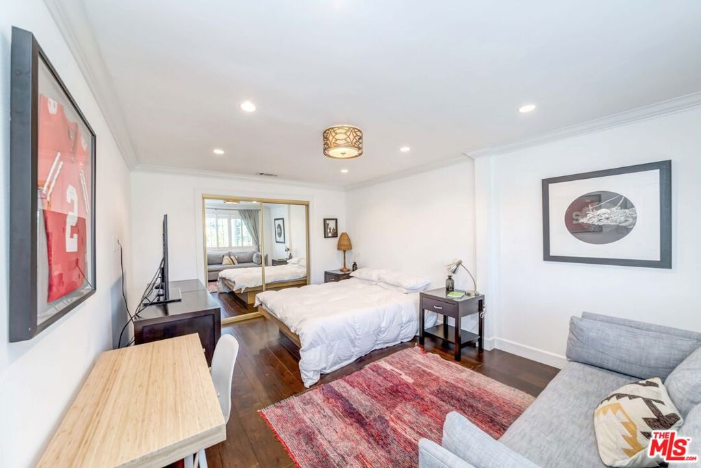 3461 2nd Avenue Property Photo 11