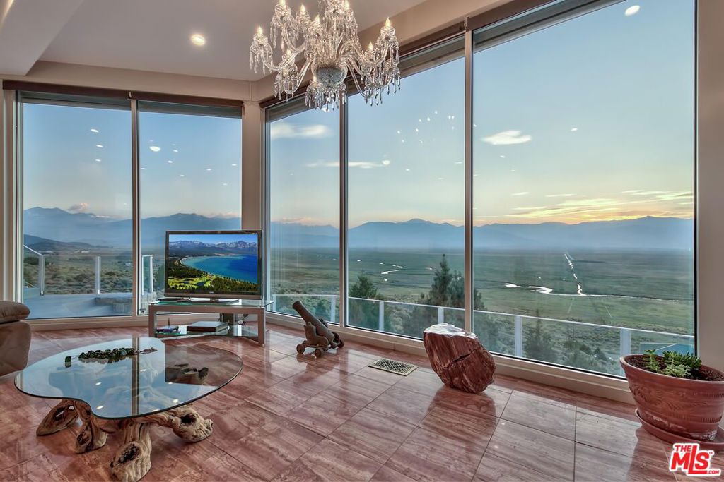 350 Aspen Lane Property Photo 8
