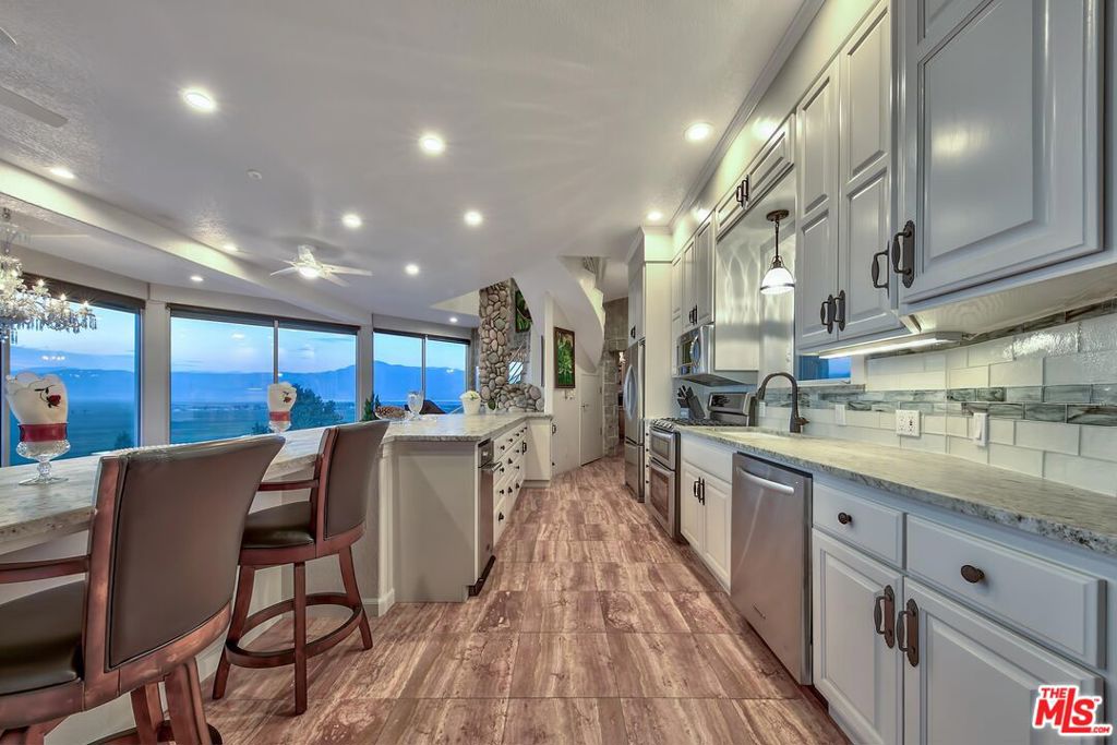 350 Aspen Lane Property Photo 16