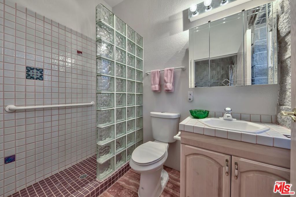 350 Aspen Lane Property Photo 34