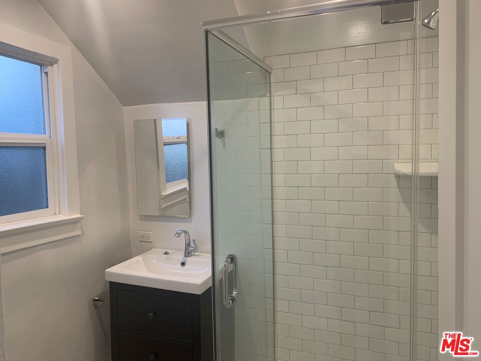 1620 Maltman Avenue 1/2 Property Photo 10