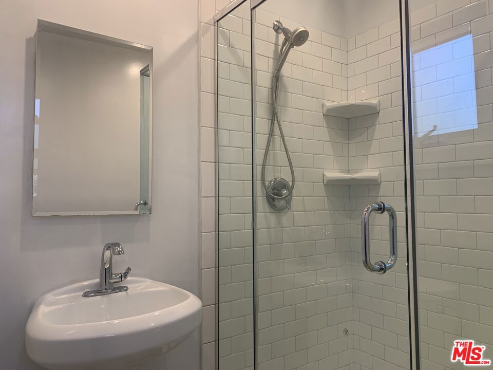 1620 Maltman Avenue 1/2 Property Photo 14