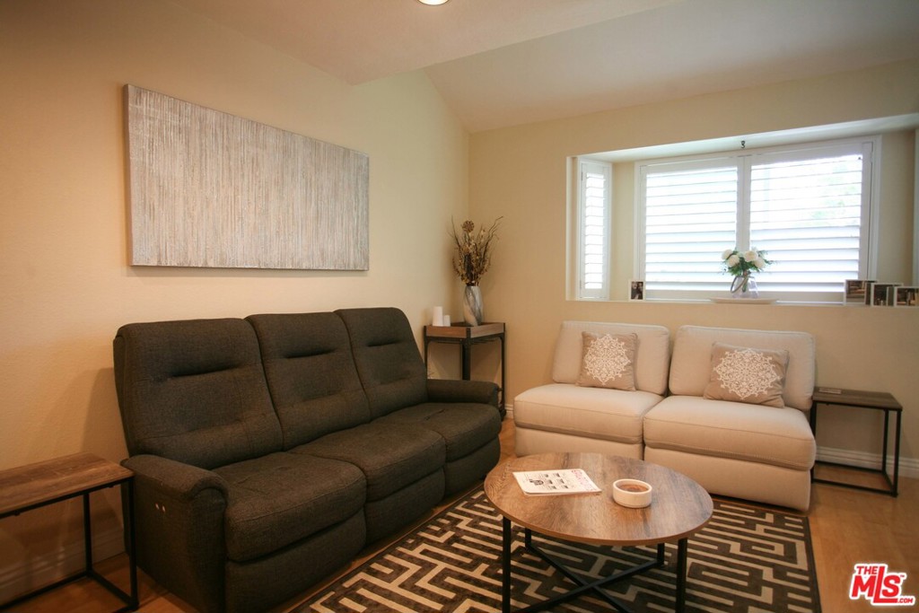 5470 Brittany Way 3 Property Photo 2