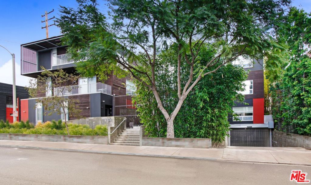 1050 N Gardner Street 2 Property Photo 1