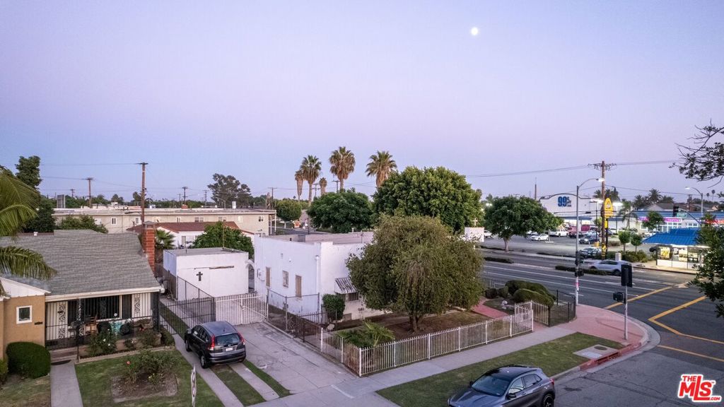 1301 E Alondra Boulevard Property Photo 10