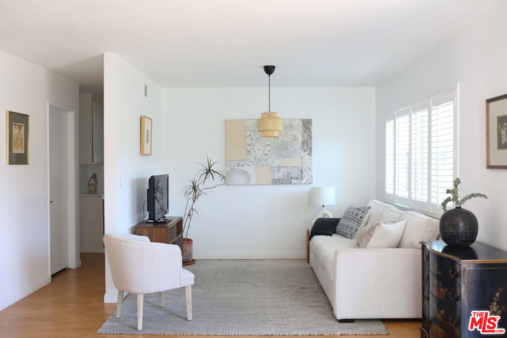 420 Blackhawk Drive Property Photo 13