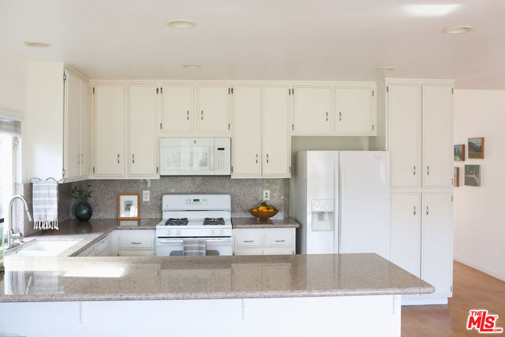 420 Blackhawk Drive Property Photo 17