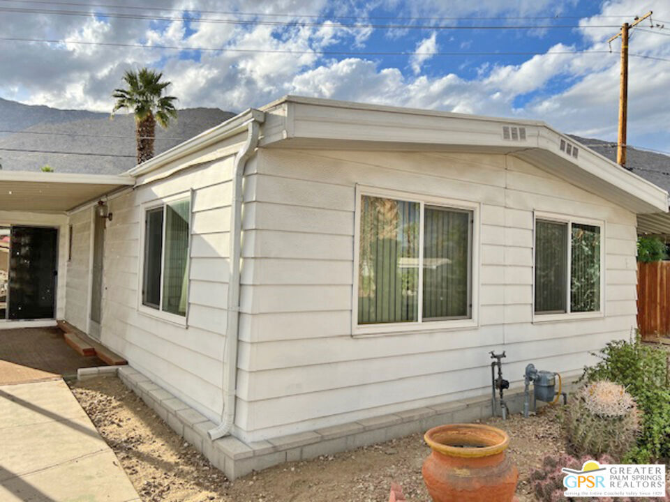 221 Safari Street Property Photo 13