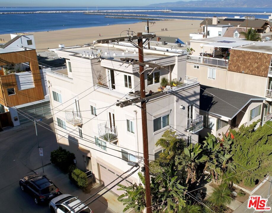 6521 Pacific Avenue Property Photo 1