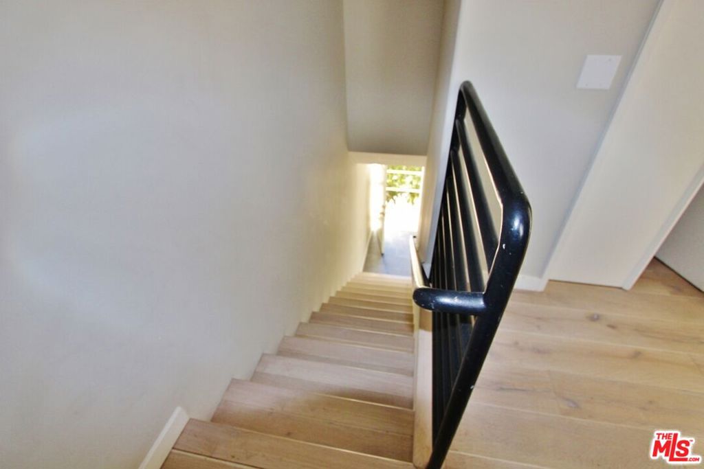 6521 Pacific Avenue Property Photo 7