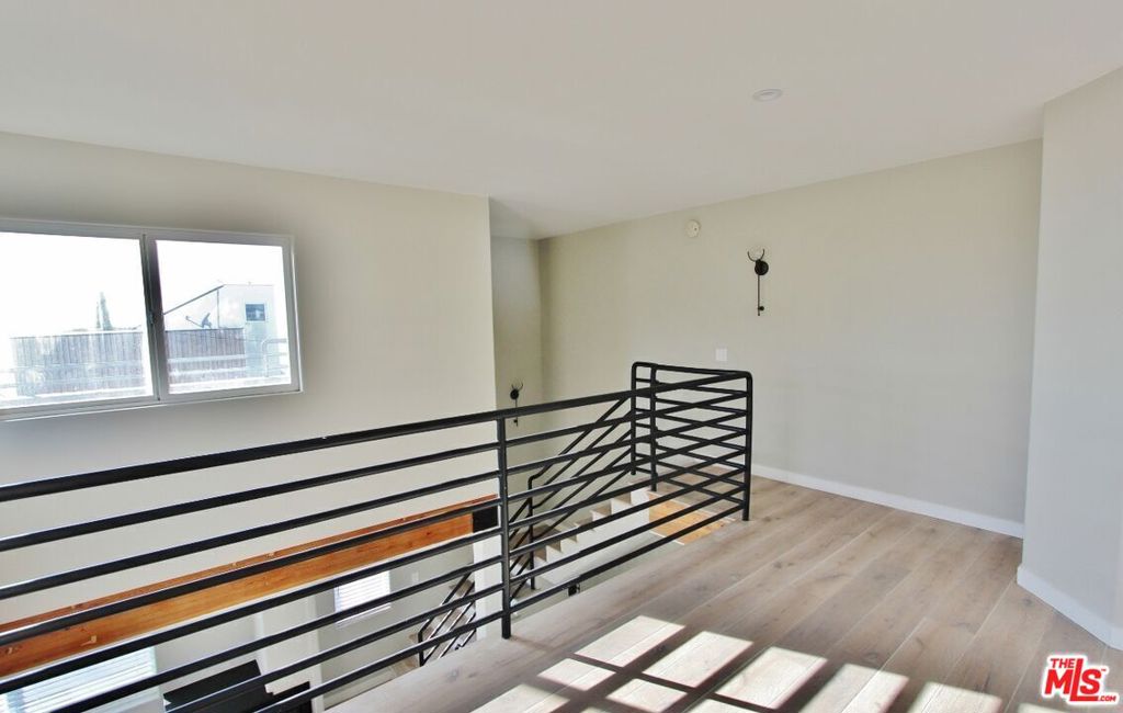 6521 Pacific Avenue Property Photo 17