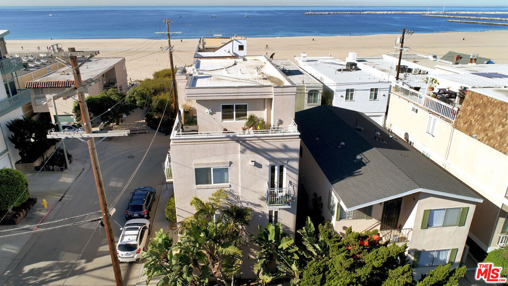 6521 Pacific Avenue Property Photo 40