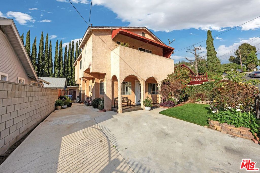 1357 Neola Street Property Photo 1