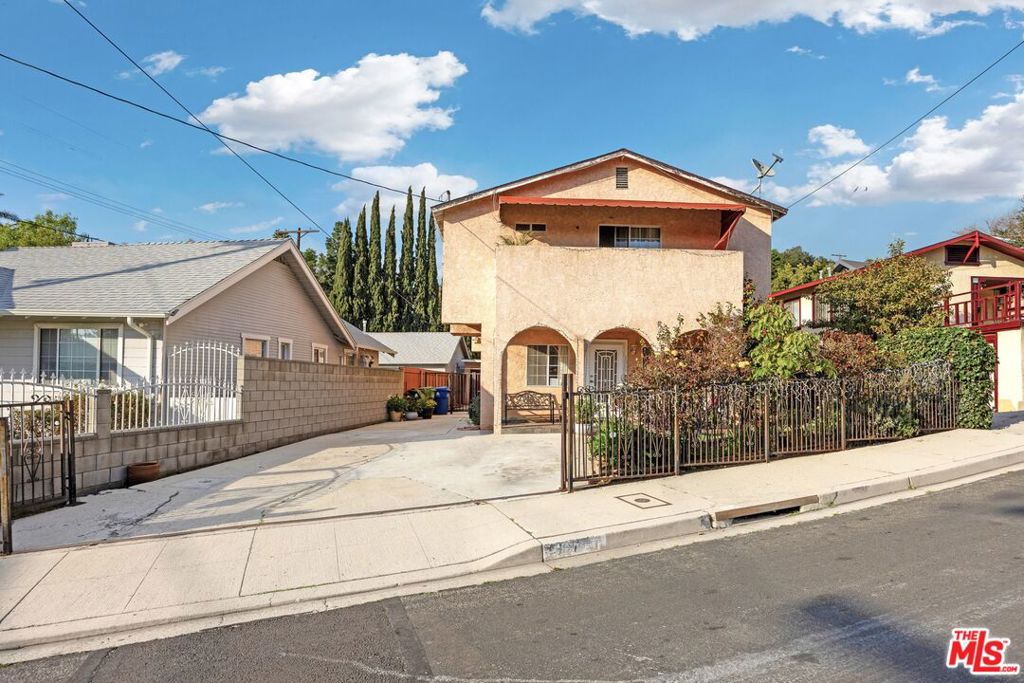 1357 Neola Street Property Photo 2