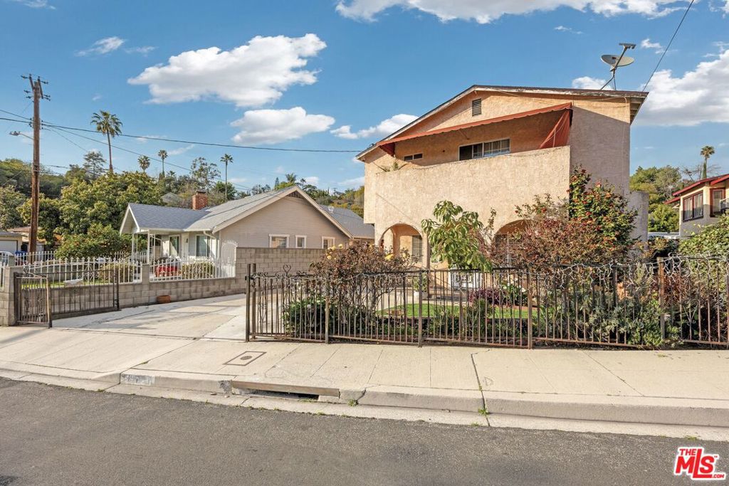 1357 Neola Street Property Photo 5