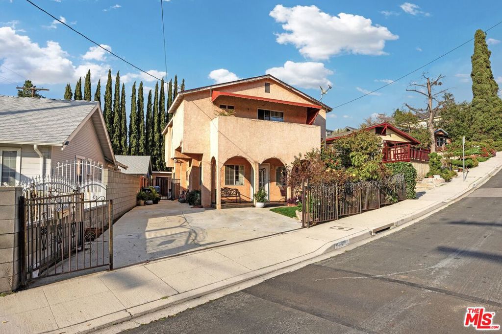 1357 Neola Street Property Photo 6