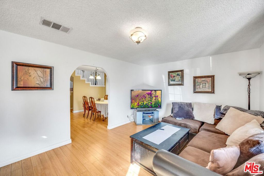 1357 Neola Street Property Photo 10