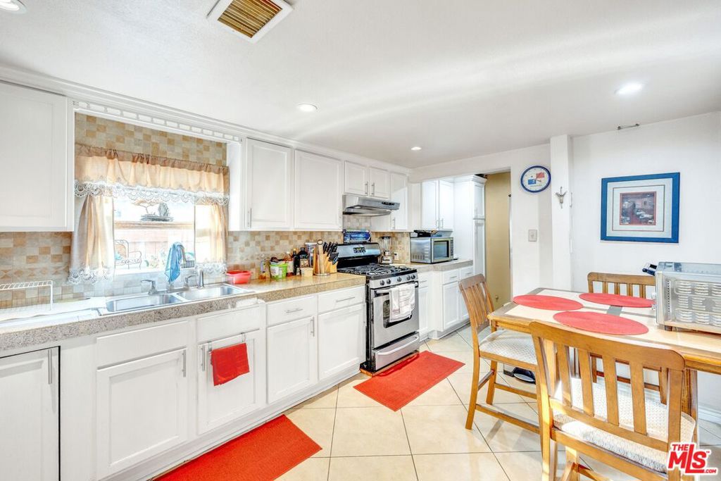 1357 Neola Street Property Photo 17