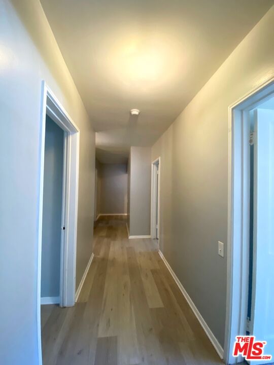 10682 Kinnard Avenue Property Photo 10