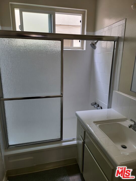 13801 Van Ness Avenue Property Photo 5