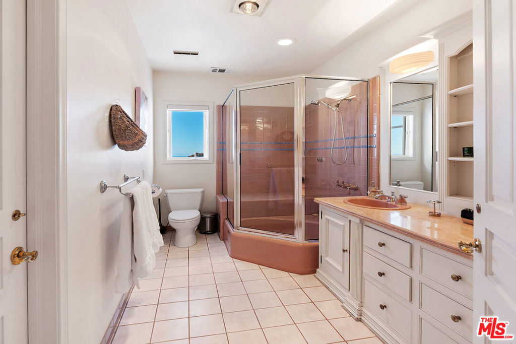 7350 Brodiaea Way Property Photo 49
