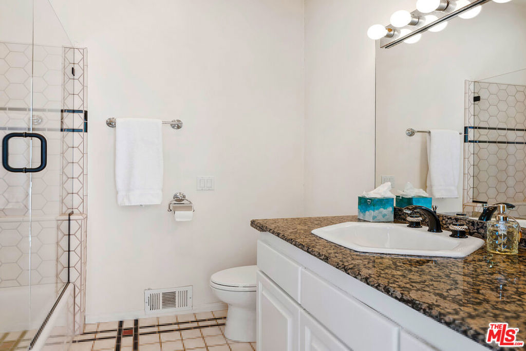 7350 Brodiaea Way Property Photo 53